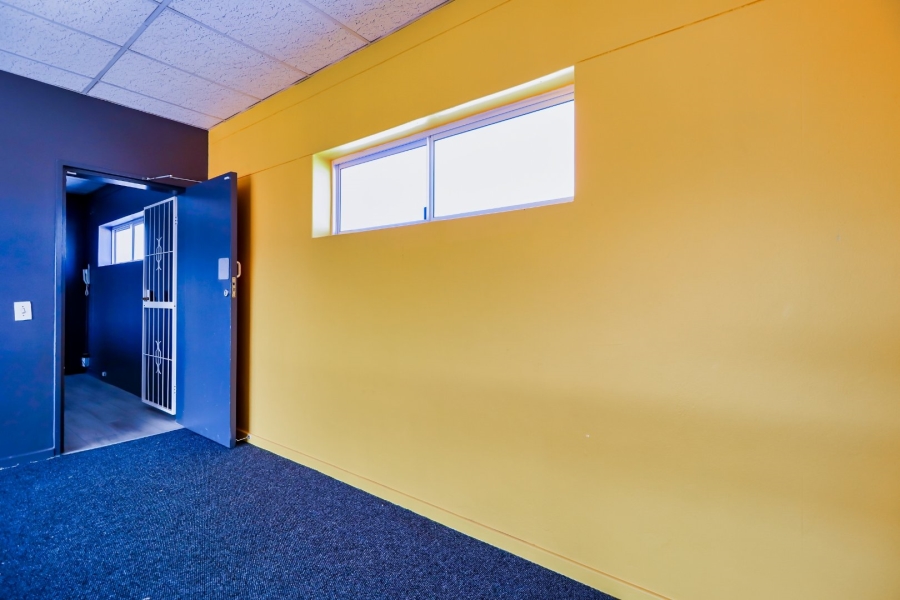 To Let Commercial Property for Rent in Montague Gardens Western Cape